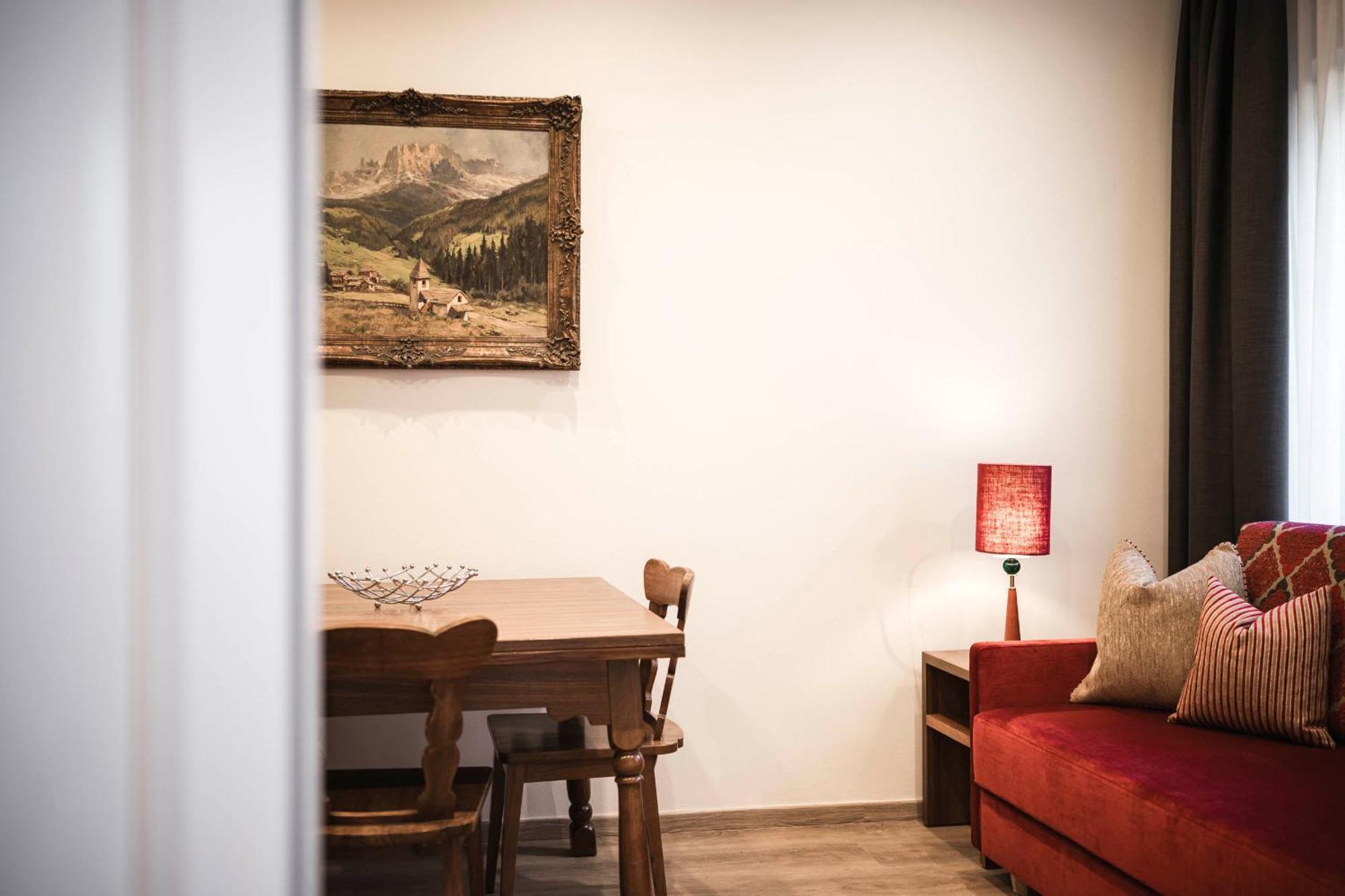 Hotel Cavallino D'Oro Bed&Breakfast Castelrotto Exterior foto