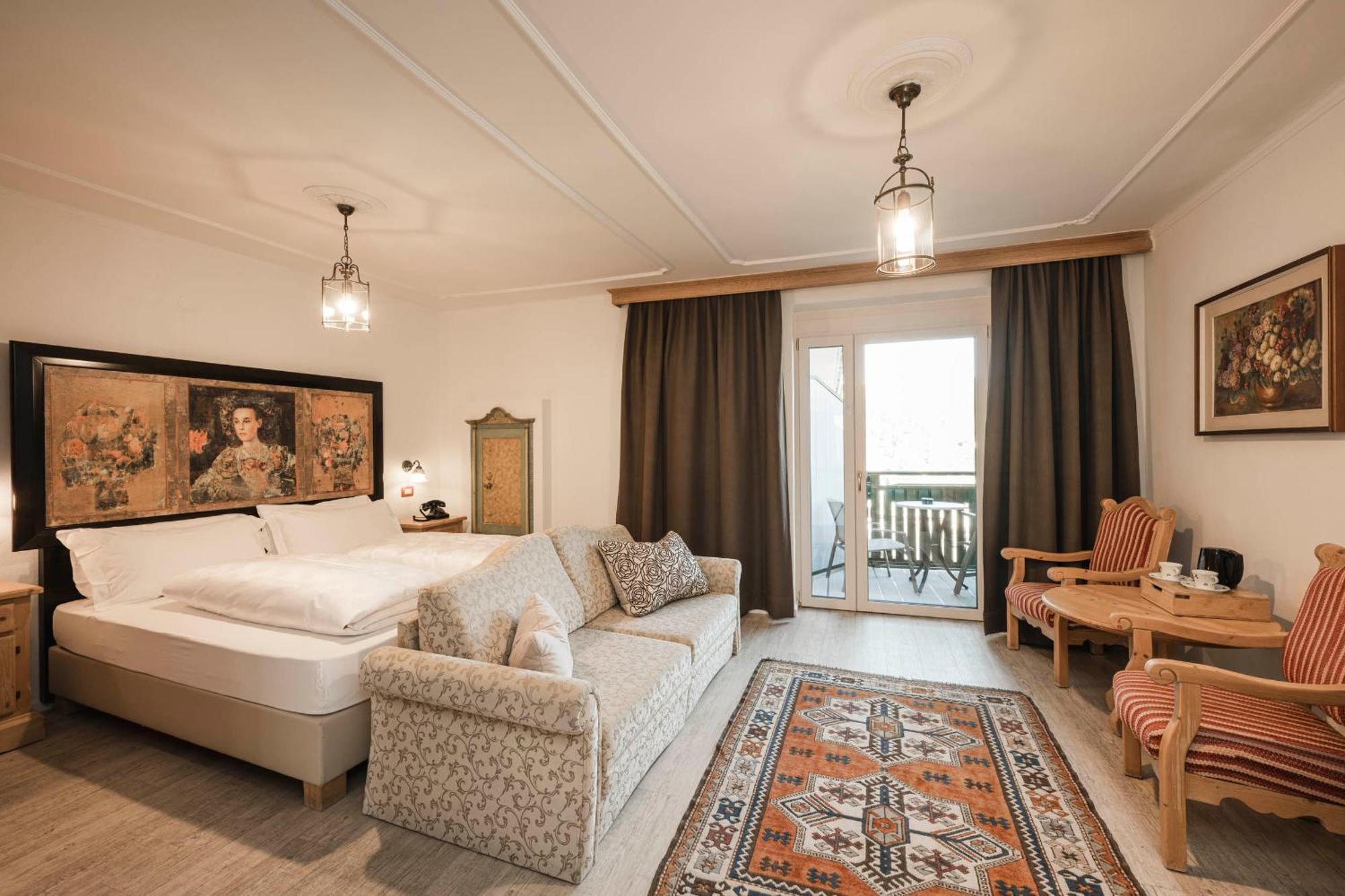 Hotel Cavallino D'Oro Bed&Breakfast Castelrotto Exterior foto