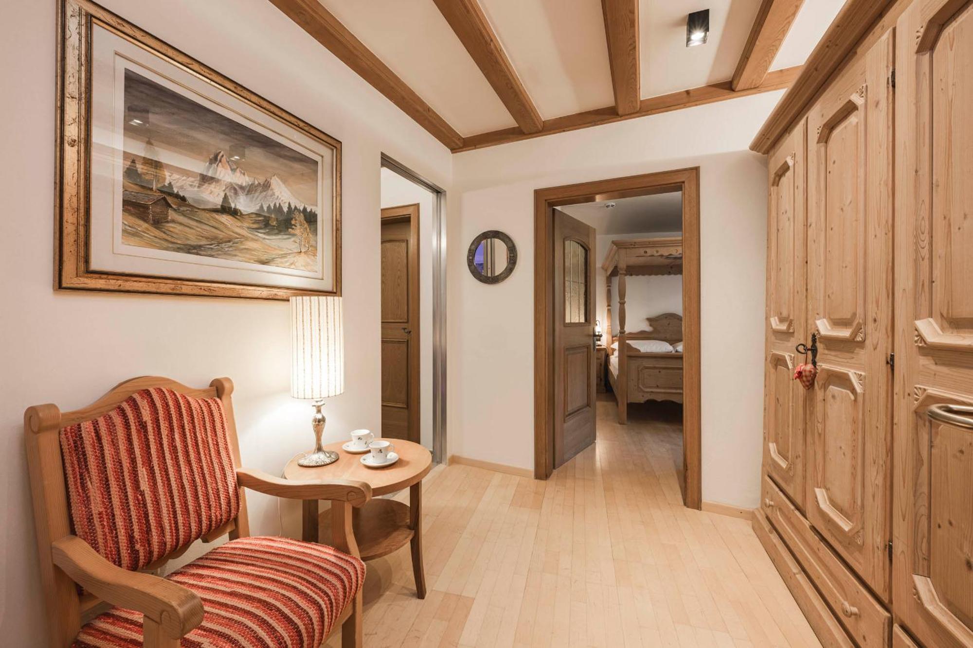 Hotel Cavallino D'Oro Bed&Breakfast Castelrotto Exterior foto